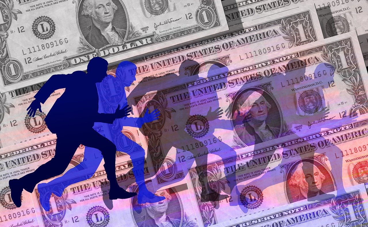  货币基金还是存银行好：货币基金比存银行哪个好 